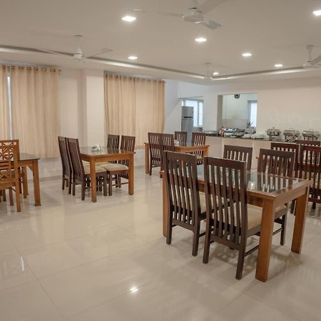 Daffodils Luxury Airport Suites Kochi Eksteriør bilde